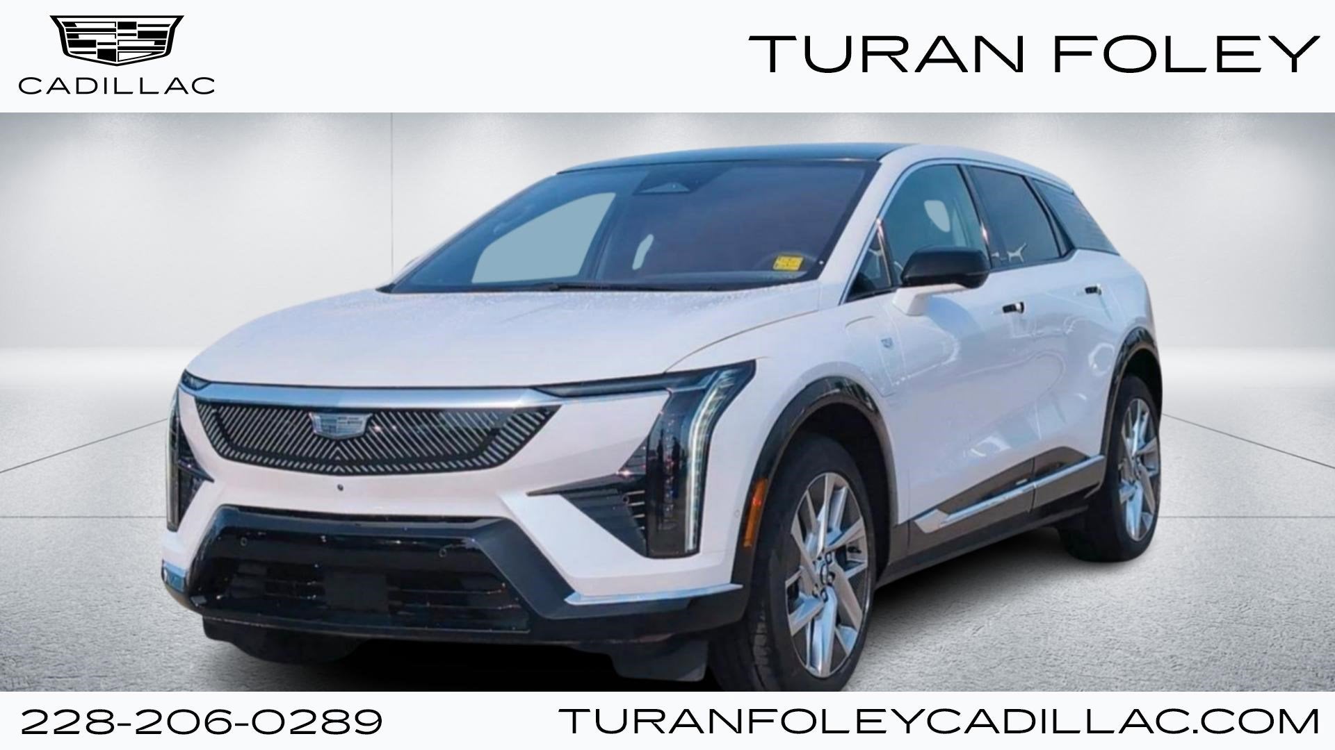 2025 Cadillac OPTIQ Luxury 1 in Crystal White Tricoat — front three-quarter view